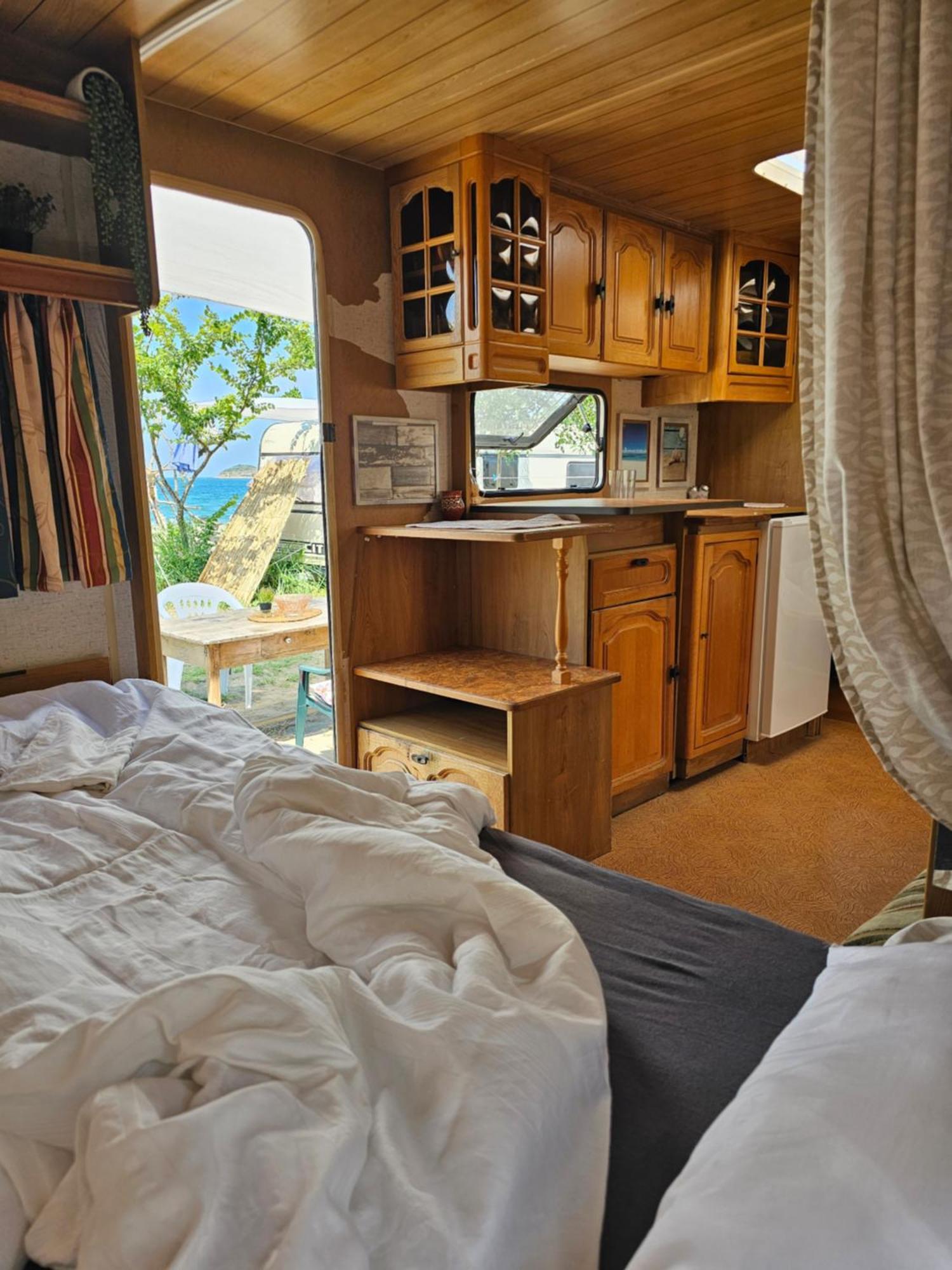 Beachfront Caravans Черноморець Екстер'єр фото